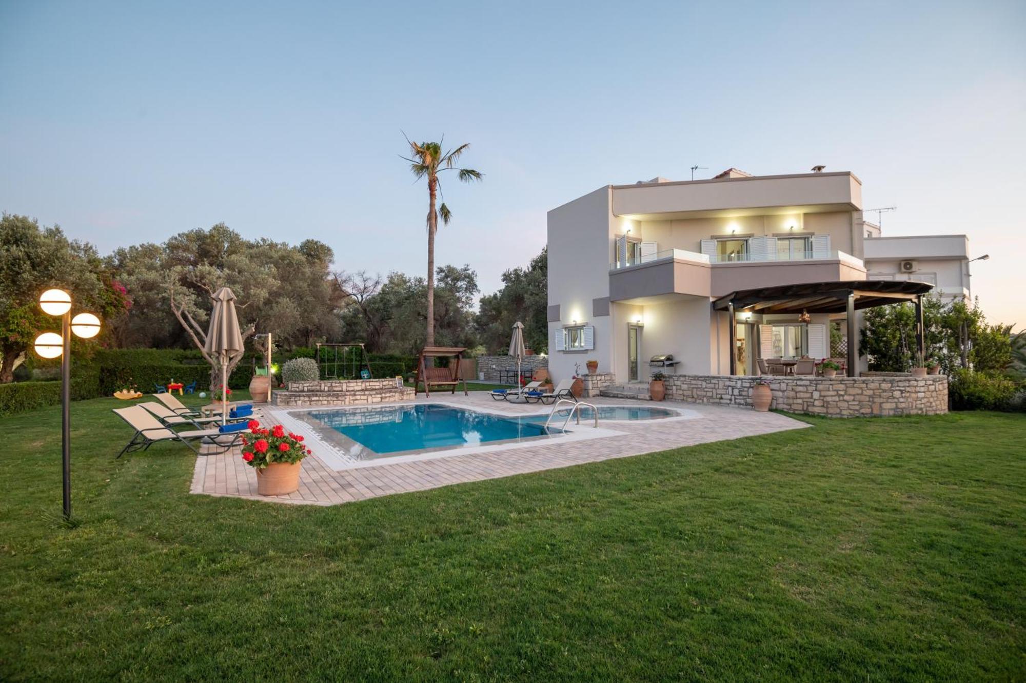 Villa Elisabeth Perama  Exterior foto