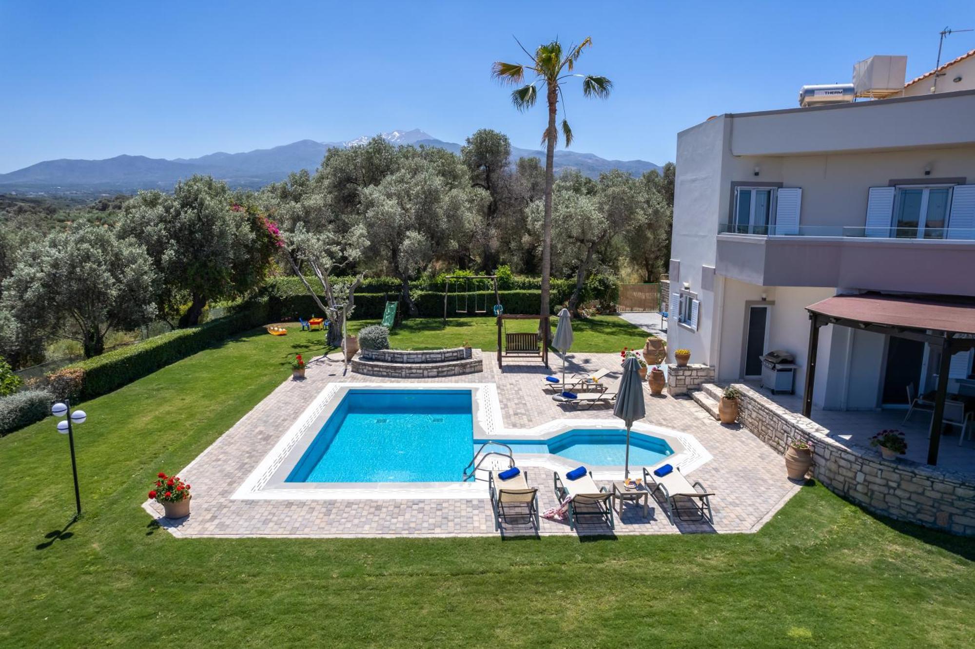 Villa Elisabeth Perama  Exterior foto