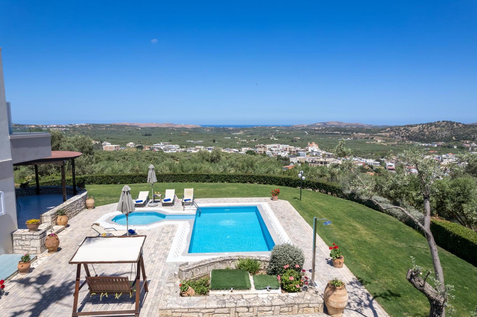 Villa Elisabeth Perama  Exterior foto